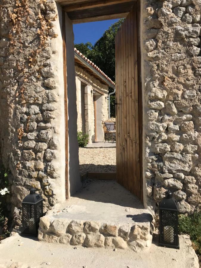 Les Ombrieres Bed & Breakfast Porcheresse ภายนอก รูปภาพ